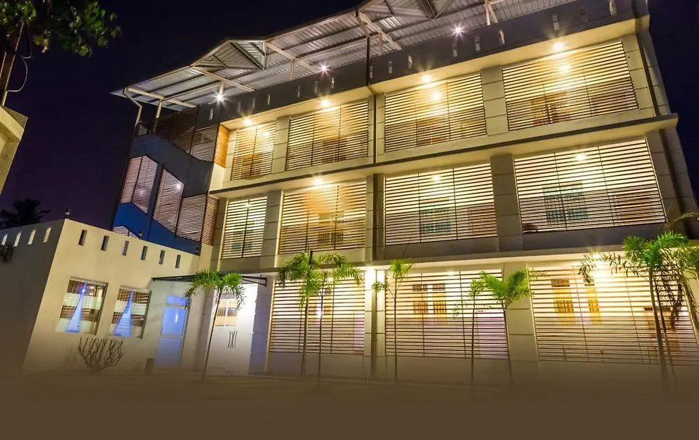 Hotel Crown Plaza Katunayake Negombo