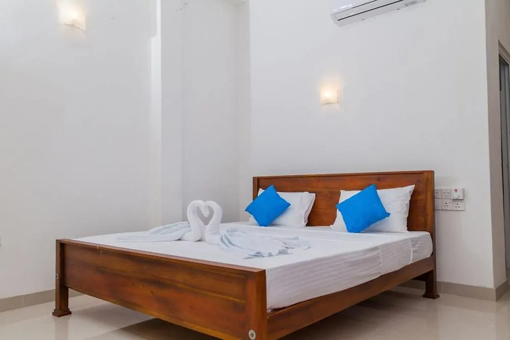 Hotel Crown Plaza Katunayake Negombo